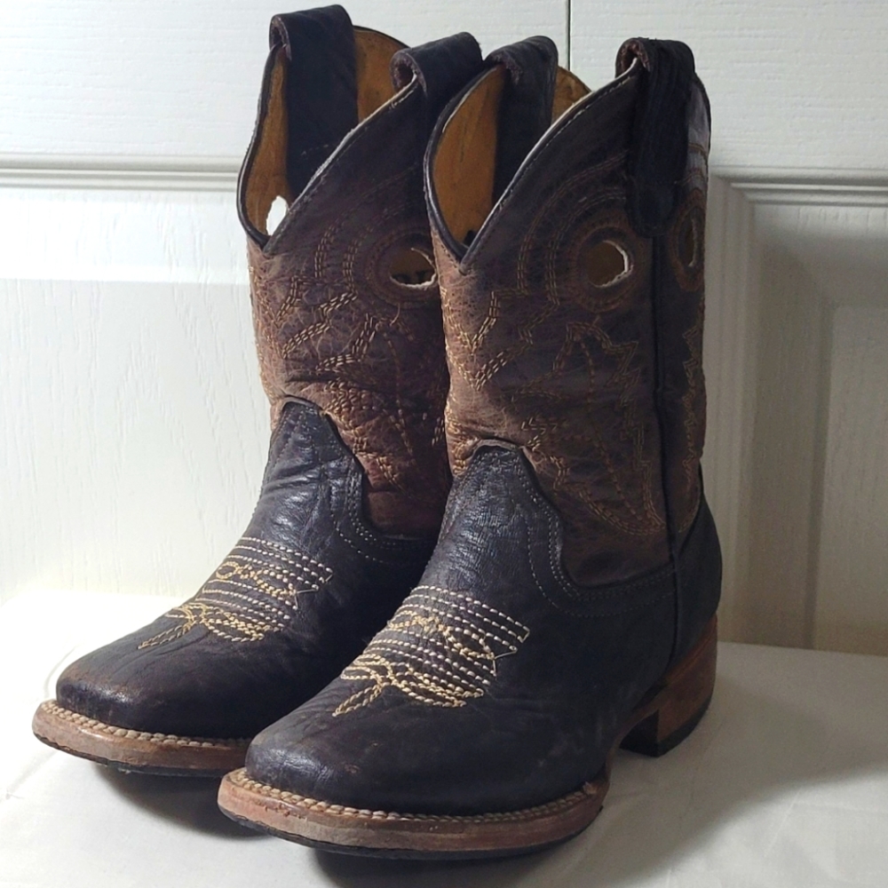 ❤ KIDS BOOTS  SIZE 13.5 100% LEATHER MADE IN MÉXICO